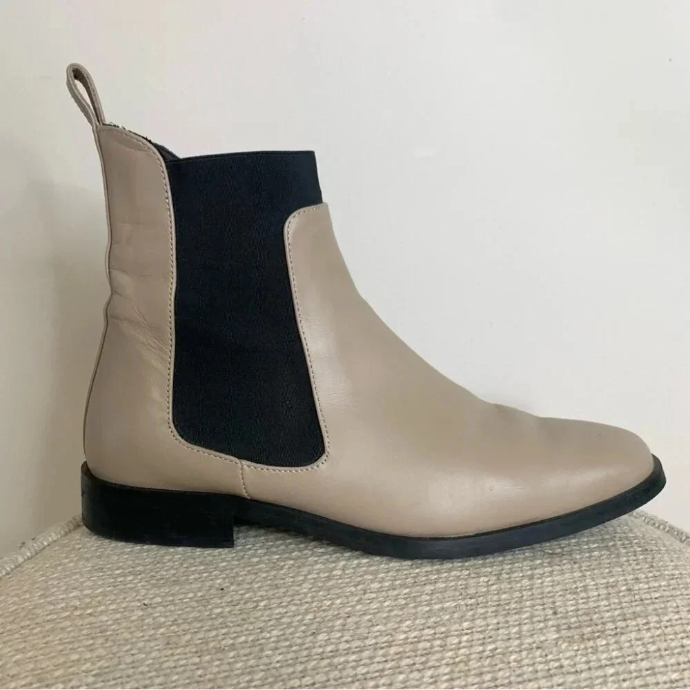 Everlane The Italian Leather Square Toe Chelsea  Boot 7